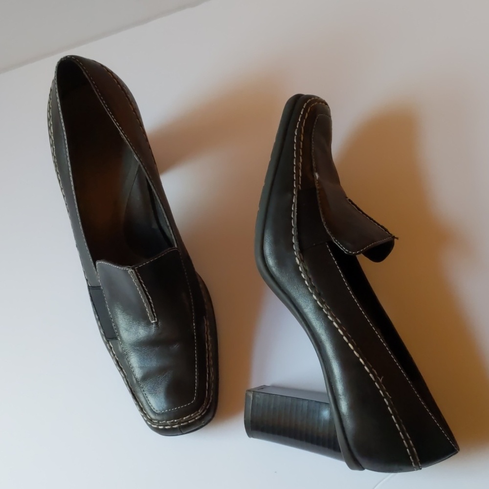 What's What black leather heels-sz 9 1/2 M